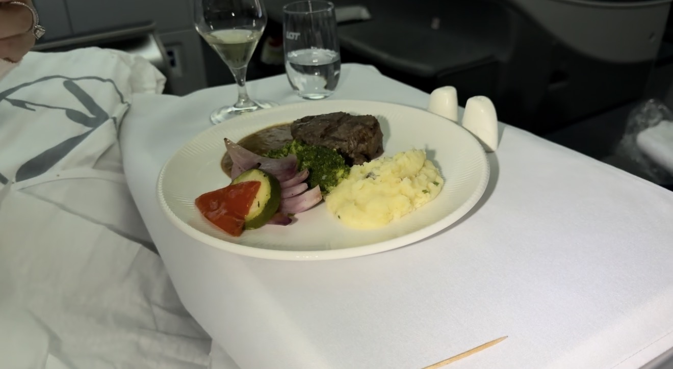 Beef tenderloin with mashed potatoes and grilled vegetables in LOT business class